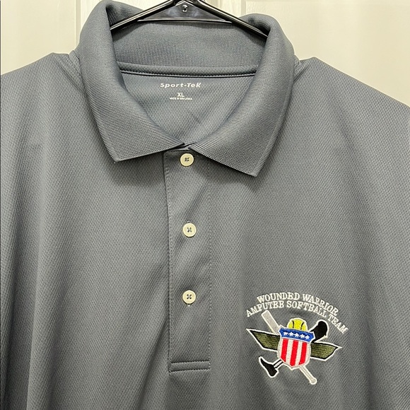 Sport-Tek Wounded Warrior Amputee Softball Team Embroidered Patch Polo Sz - XL - Picture 3 of 11